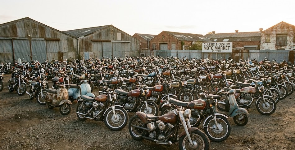 バイク廃車110番|たくさんの放置された単車バイクや原付